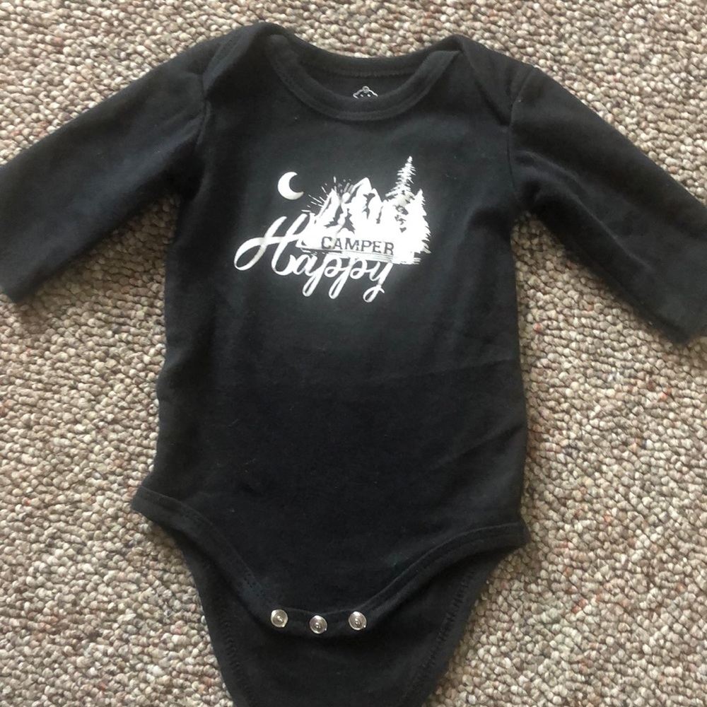 Long sleeve baby onesie